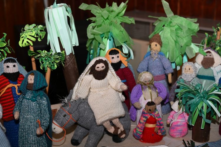 bible scene with knitted figures